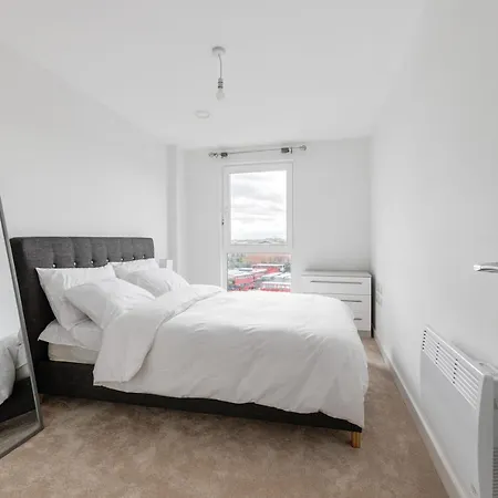 Lovely 2 Bed In A Converted Mill Apartment Leeds (West Yorkshire)