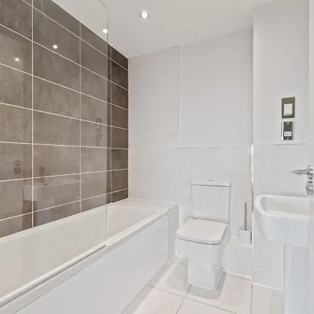 Lovely 2 Bed In A Converted Mill Leeds (West Yorkshire)